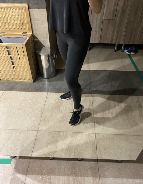 MintyMiyako exklusive perfekte bild