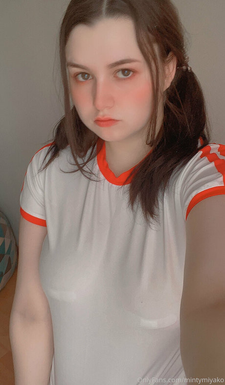 ebenholz-trans-onlyfans nackt kunst galerien