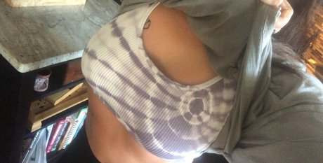 Savannah Roses nackt pornographische bilder