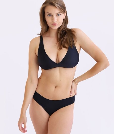 Olivia Brower sexy hd archiv