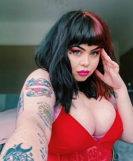 RebelRebellll xxx top bild