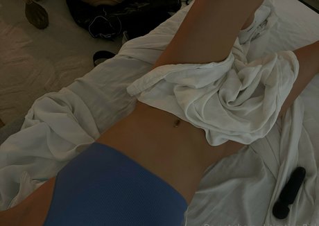 Eurasian1994 nackt erwachsene galerien