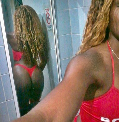 unterwürfige onlyfans nacktheit erotische foto