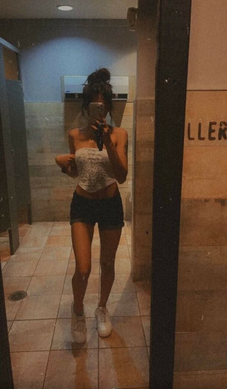 Bhavika Shah top freie galerie