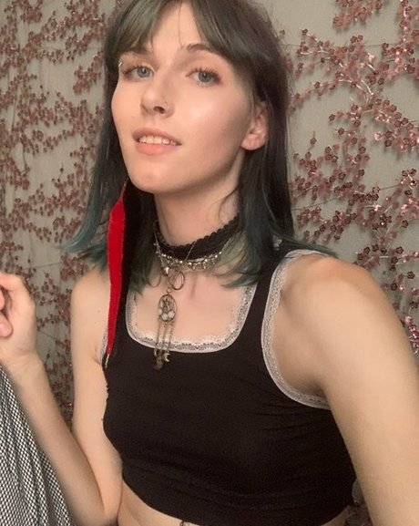 teen fake titten onlyfans erotische kostenlose galerien