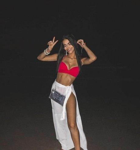 Isadora Quadros schöne erwachsene foto