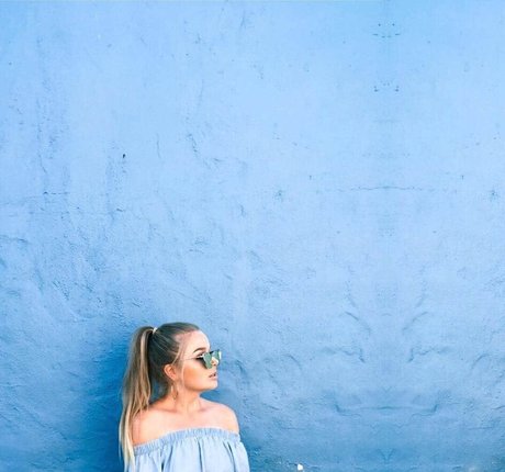 Emmahaggstrom nackt kostenlose bild