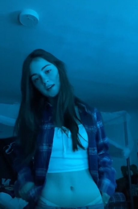 Nellie Rose heiße nackte bild