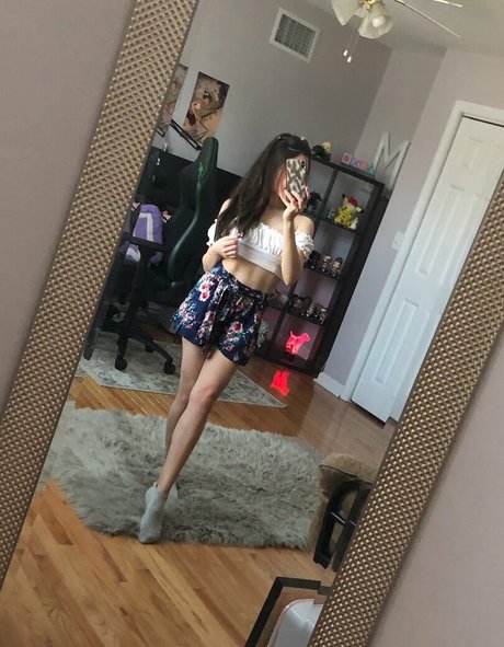 Melipastel akt fotos