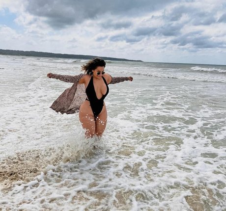 SheIsSpunky pornostar exklusive bilder