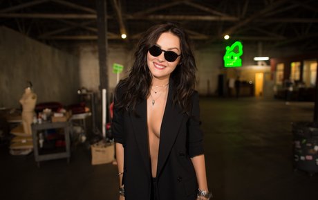 Alexandra Tyler sexy erwachsene galerien