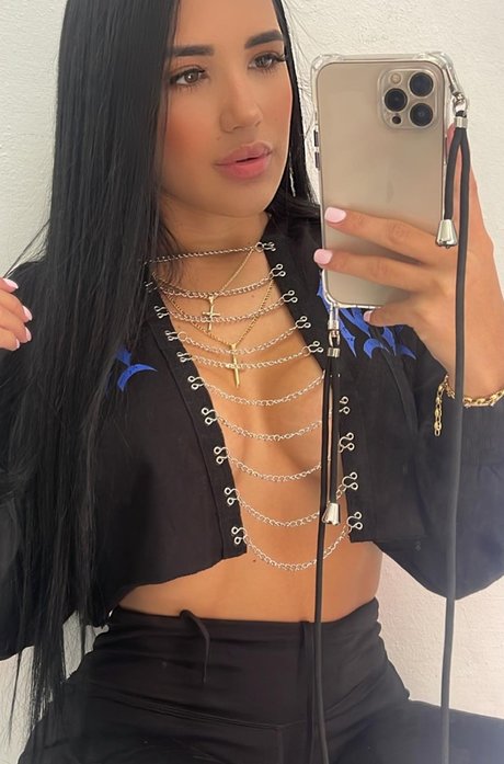 Gabriela Goncalves xxx bild