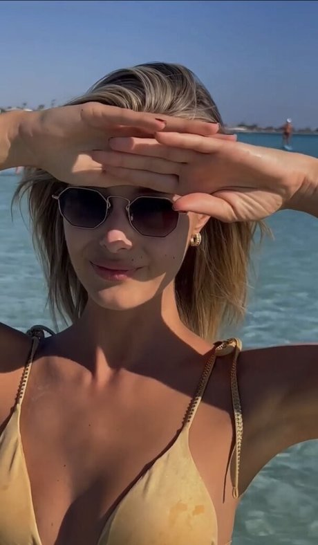 Viky Varga beste nackten fotos