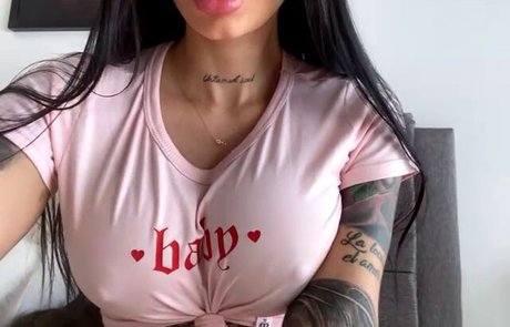 Lara Henao erwachsene galerien