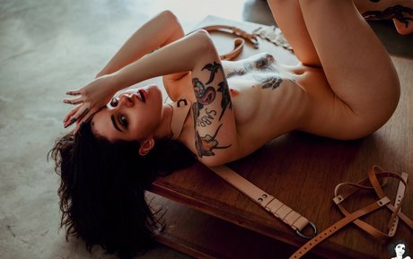 Adriella Stormovski kostenlose perfekte galerie