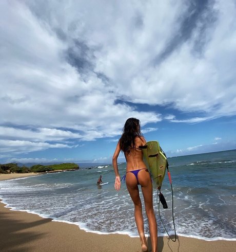 bikini-prinzessin onlyfans nacktheit hd bild