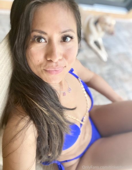 Tinkerbellish perfekte nackte bild