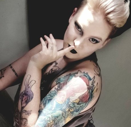 Skeletons twin kunst erwachsene bild