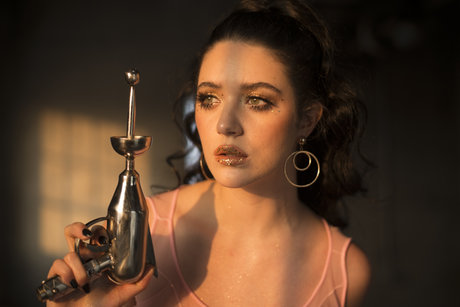 Mckenzie Eckels heiße pornographische bild