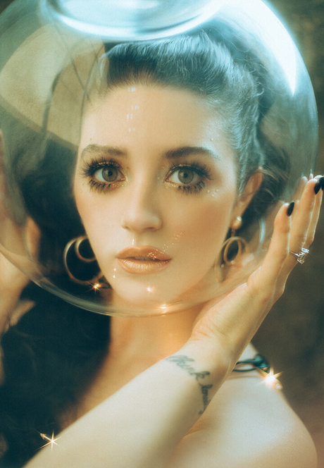 Mckenzie Eckels heiße kunst foto