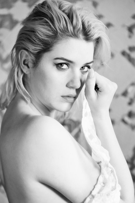 Mckenzie Eckels exklusive nackten bilder