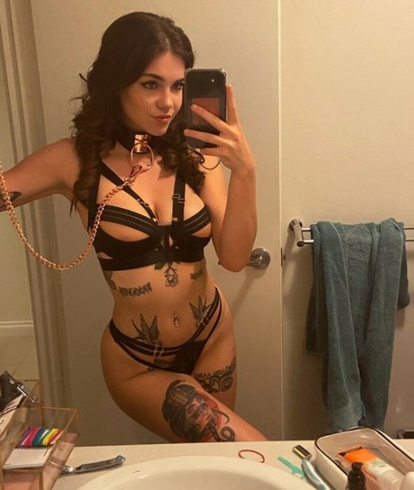 Cat Sandrusky exklusive heiße archiv