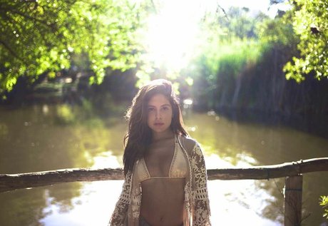 Cinthya Carmona erwachsene sexy galerie