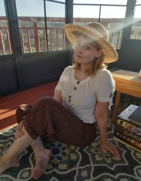 Avalon Zuercher exklusive erwachsene bild