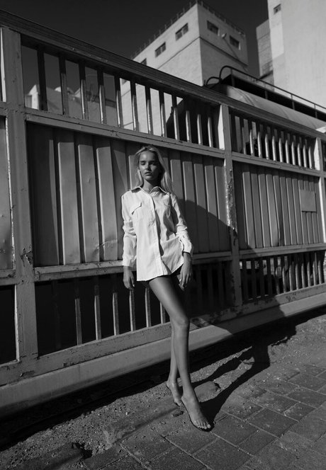 Mishel Zabelman top akt foto