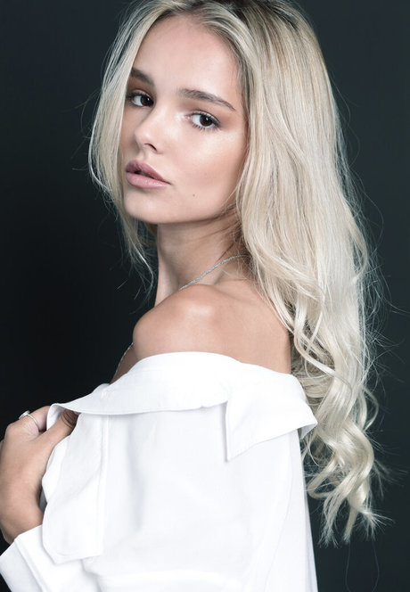 Mishel Zabelman model perfekte archiv