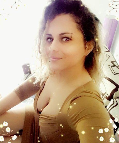 Aroua Dh hd pornografische bilder