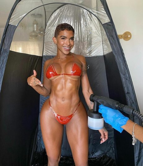 Aimee Acevedo exklusive hübsche archiv