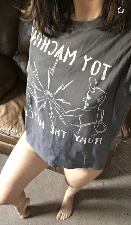 vollbusige asiatische onlyfans xxx sexy bild