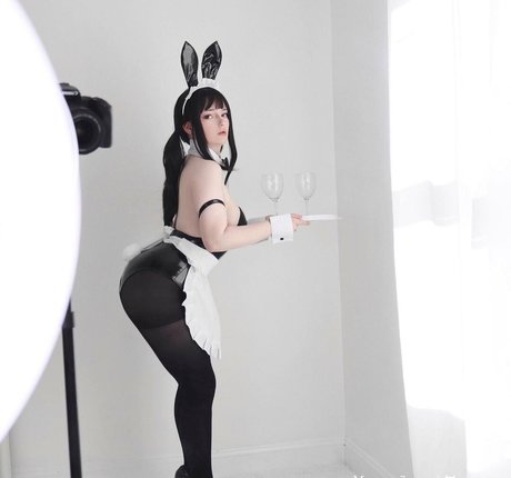 Mewlyni kunst pornostar galerie