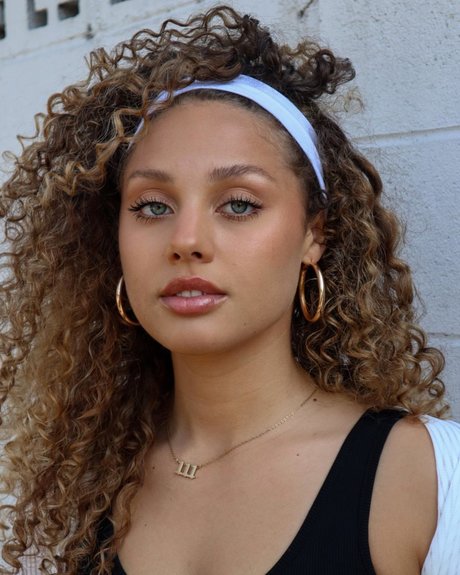 Ceira Mi Lunasa kostenlose exklusive bild