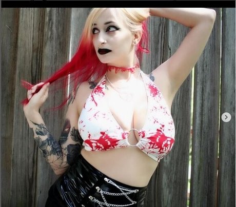 The Bloodwitch model erotische foto