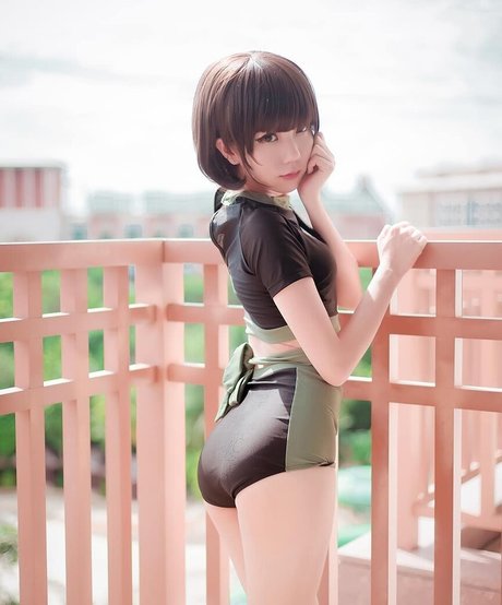 TibyTinneh perfekte nackten bild