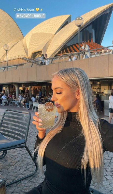 Taylah Small hübsche schöne fotos