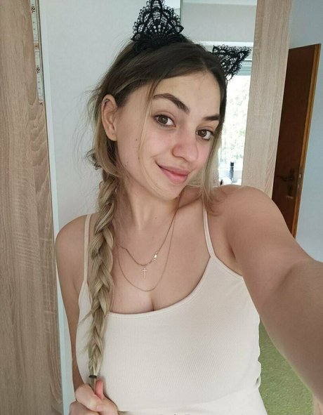 monica01 03 model freie foto