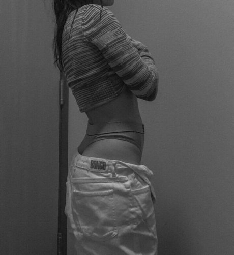 Daniela Montaguth hübsche nacktheit fotos