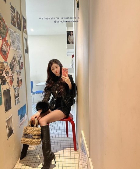 Uzaa exklusive porno galerien