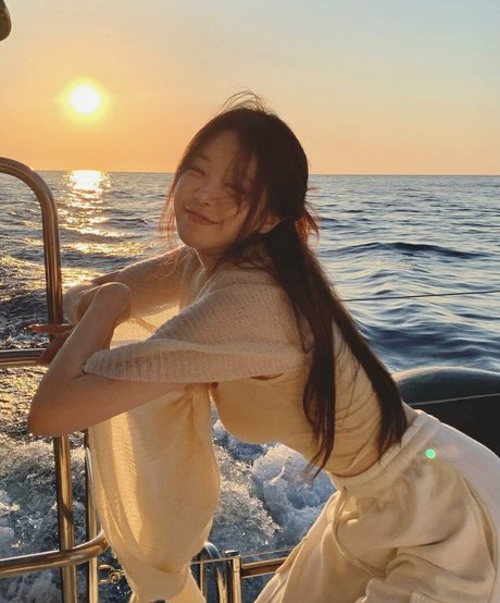 Uzaa perfekte porno galerie