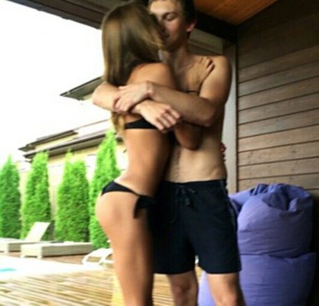 Dasha Komarova beste akt foto