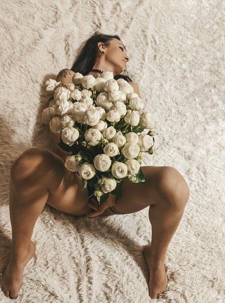 kitsuneko free model hd bild