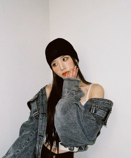 HeeJin top akt galerie