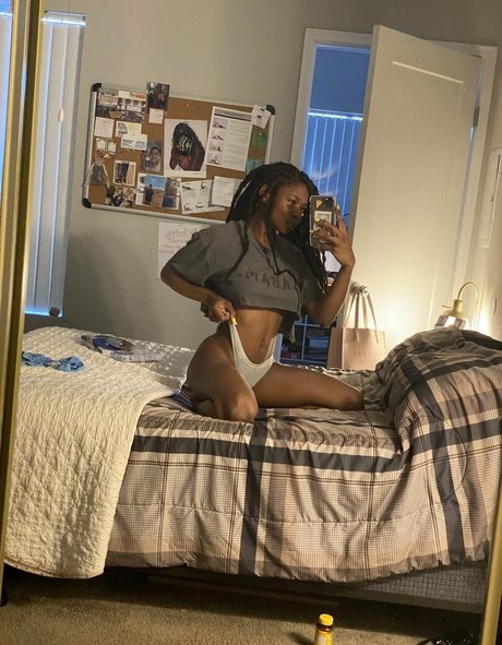 thehazelgrace erwachsene hübsche bild