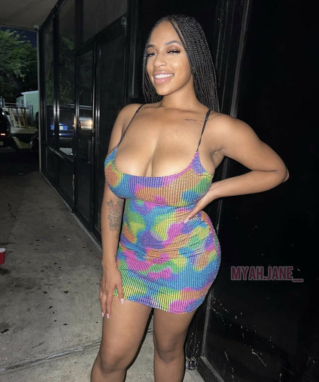 Myah Jane sexy nackt foto