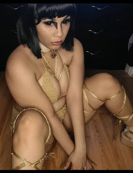 Animated Aja pornostar foto