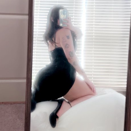 Dumbgrlkate nacktheit porno bild