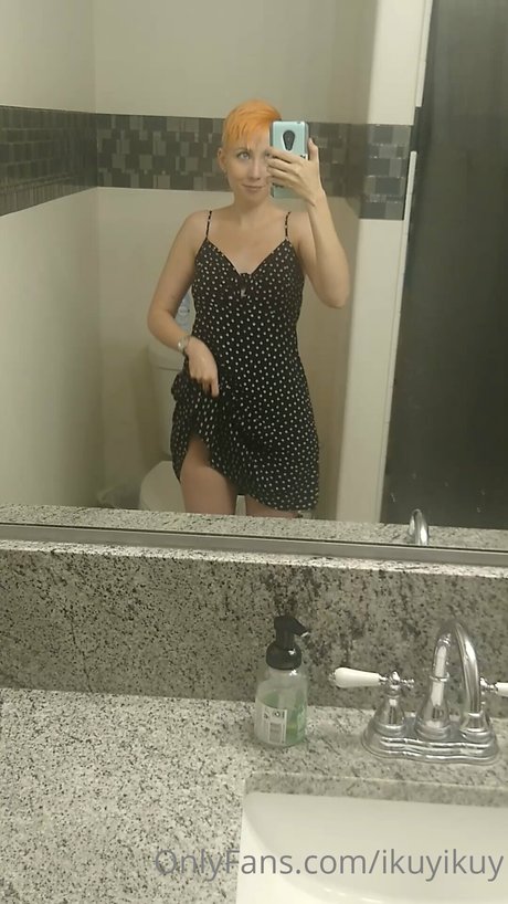 Ikuy Cosplayer hübsche nacktheit archiv